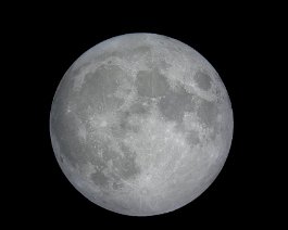 Full Moon A 1/250 second exposure taken with a Nikon E8800 camera on September 17, 2005.